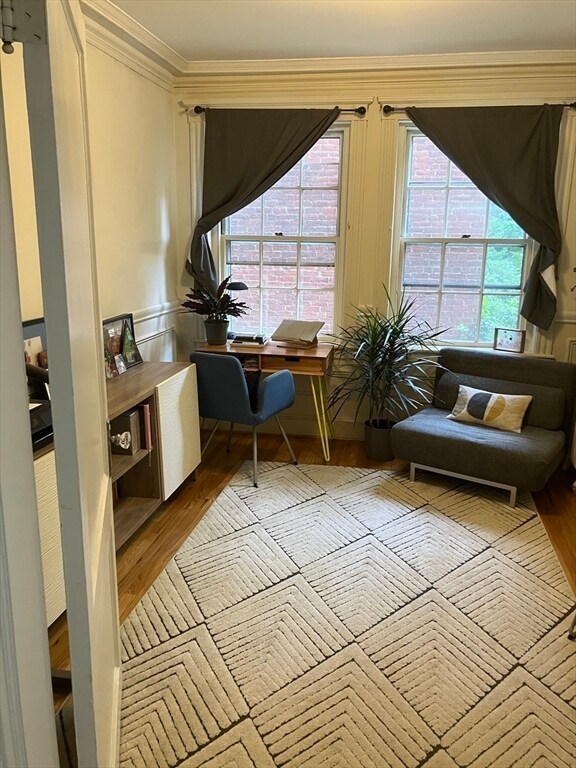 Building Photo - 41 Linnaean St