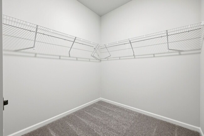 Building Photo - Silver Fir Ln - Garner