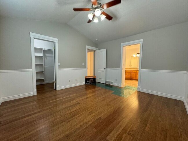 Building Photo - 5 bdrm 3 bth Home 2 Car Garage- Solar Panels! Coming Soon!