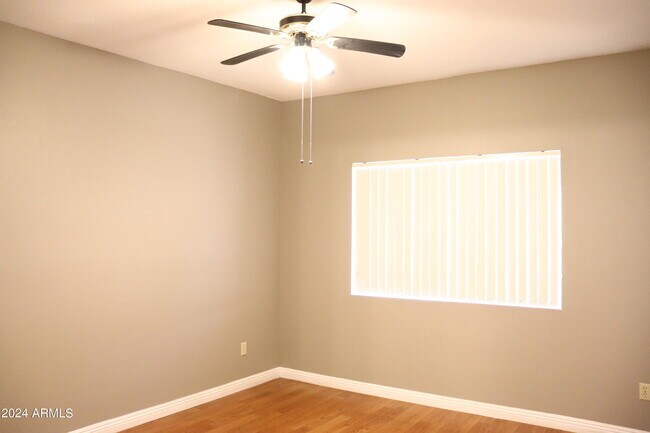 Building Photo - 4511 Buena Loma Way