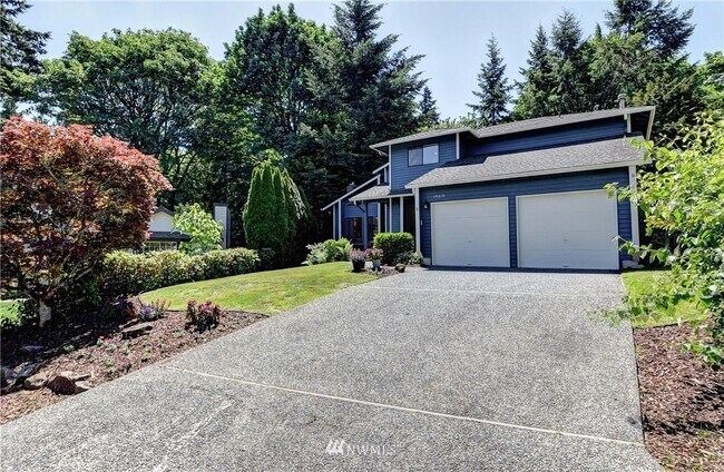 Building Photo - 14319 NE 84th Ct