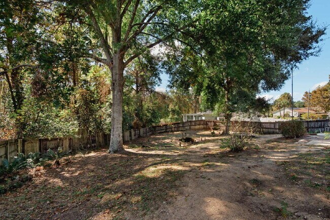 Building Photo - $300.00 Off First Months Rent!