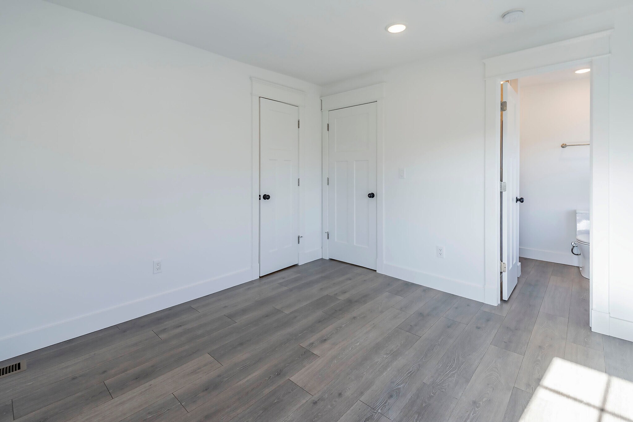 Master - Bed #1 - 205 10th Ave