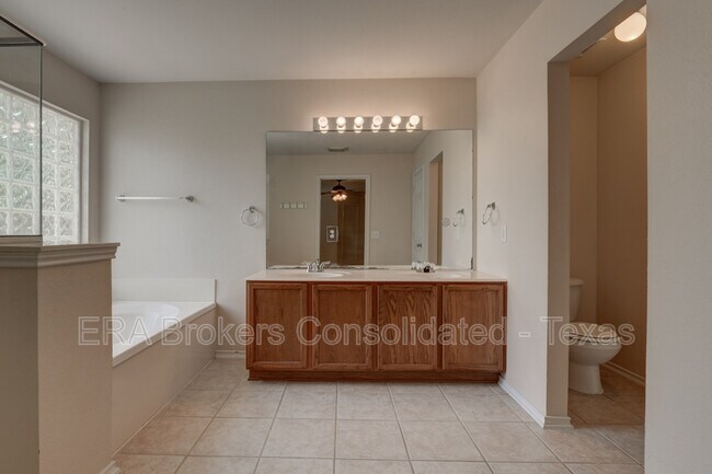 Building Photo - 1644 Cloudy Brook