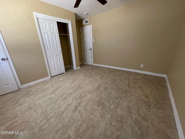 Building Photo - 5330 Delta Dr