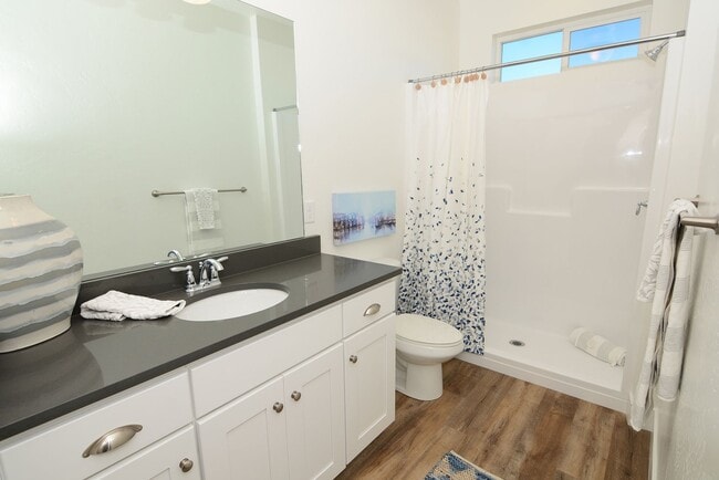 Building Photo - Upscale Tremonton Home for Rent