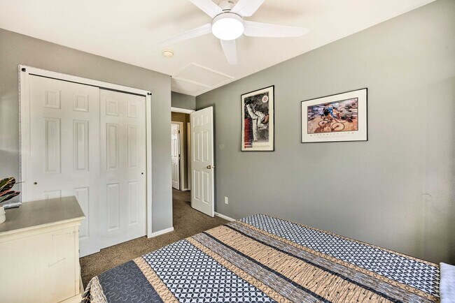 Building Photo - 5257 Pioneer Mesa Dr