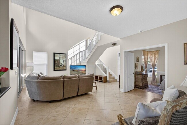 Building Photo - 8400 Heritage Club Dr