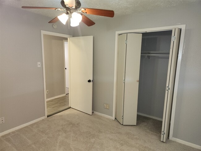 Building Photo - 22127 Elsinore Dr