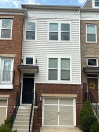 Building Photo - 42654 New Dawn Terrace