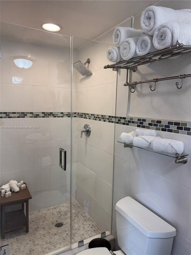 Building Photo - 1301 Grouper Dr
