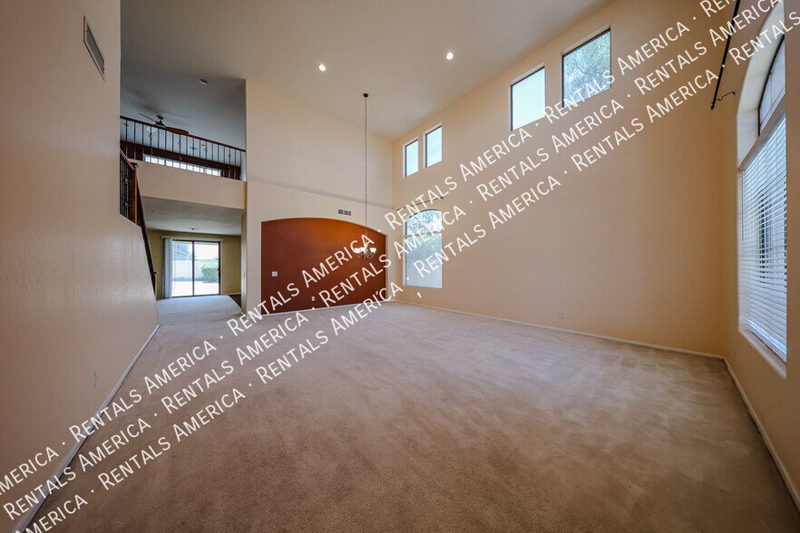 Building Photo - 4429 W Paseo Way
