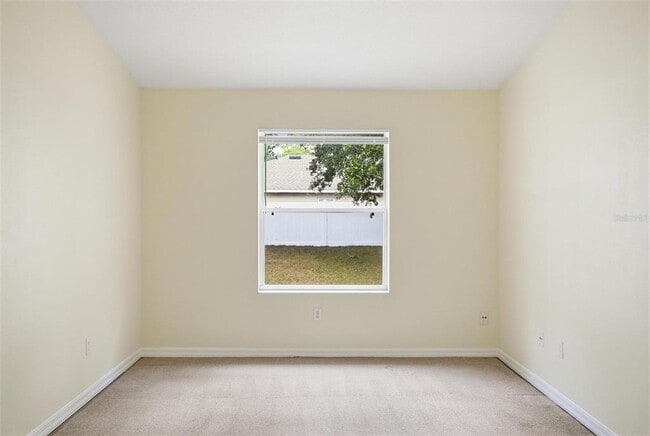 Building Photo - 166 Plainview Dr