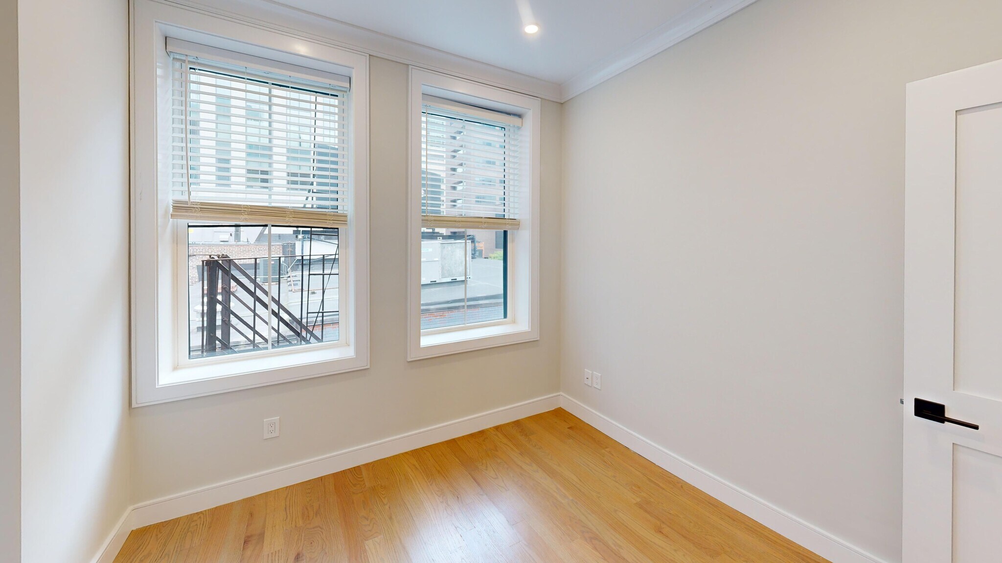 Building Photo - 220 Tremont St
