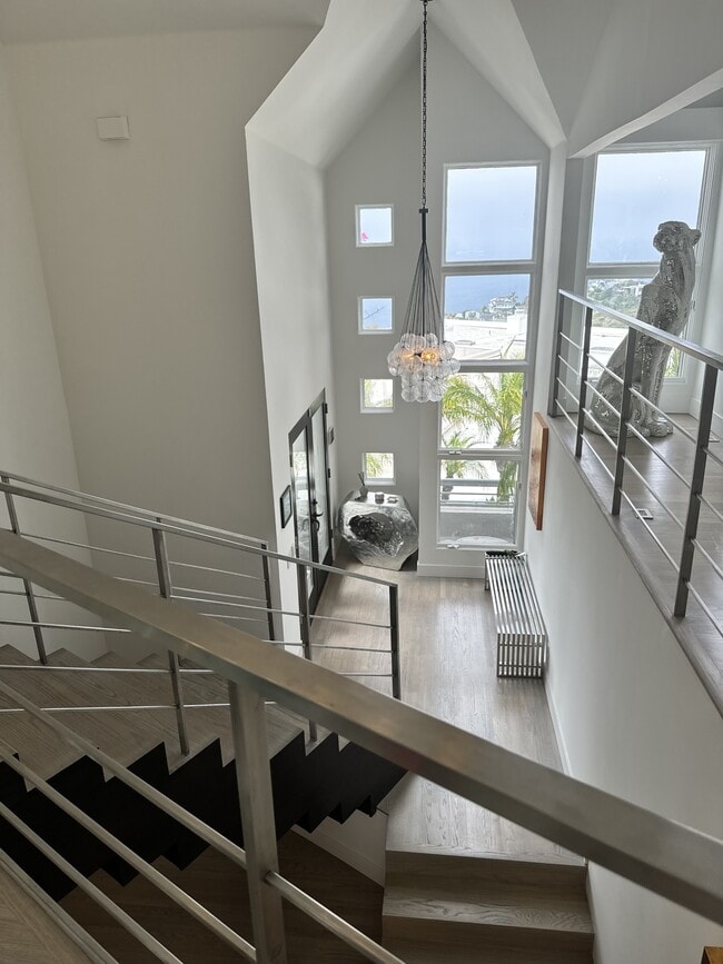 Building Photo - 766 Pelican Dr