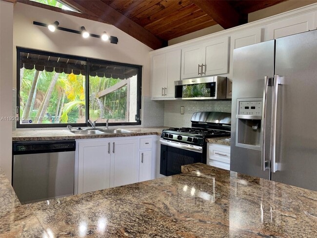 Building Photo - 11318 SW 114th Cir Terrace