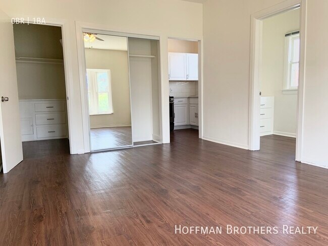 Building Photo - 1527 Cassil Pl