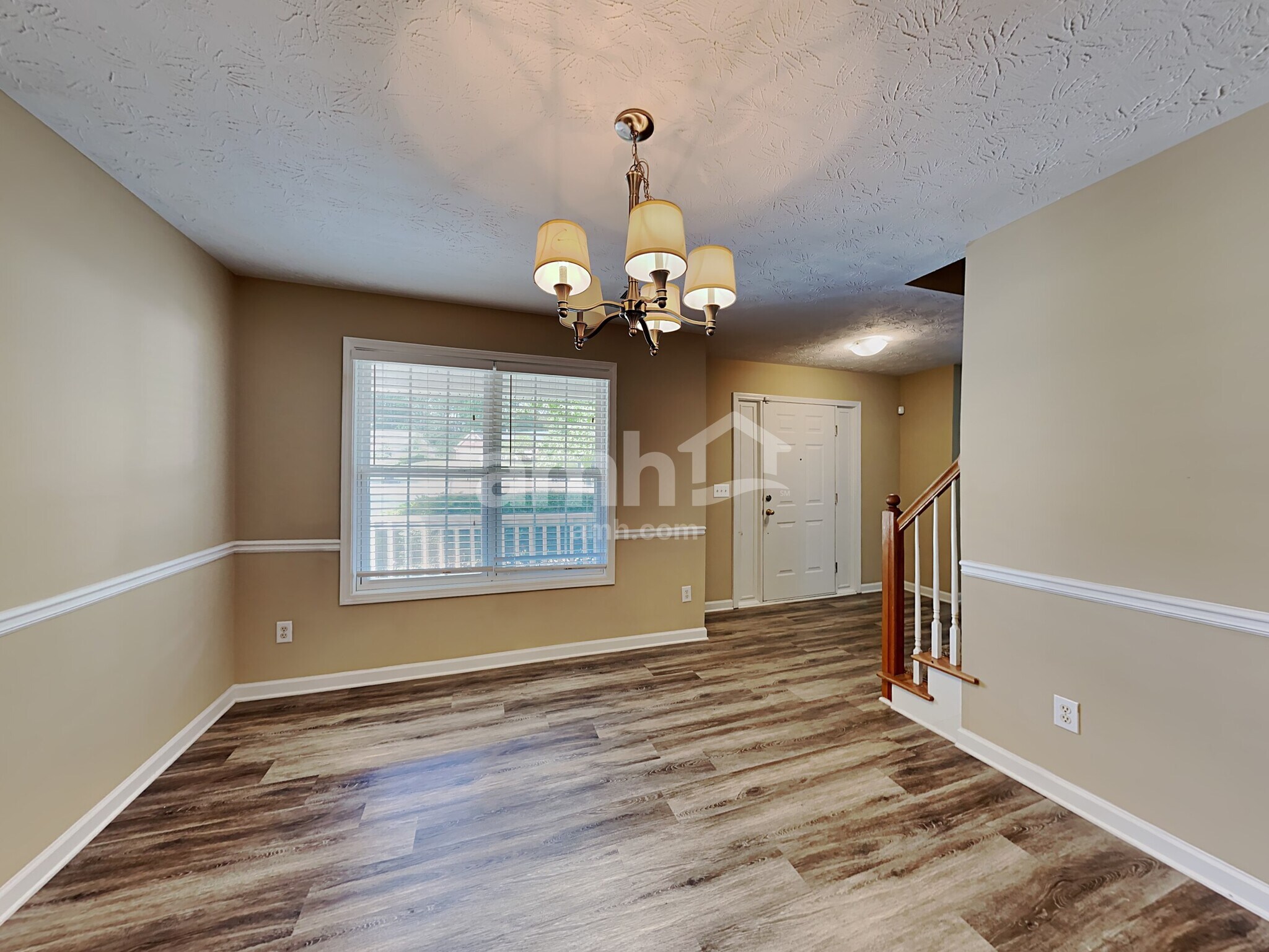 Building Photo - 2912 Canopy Cir