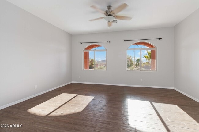Building Photo - 1511 S 377th Ave