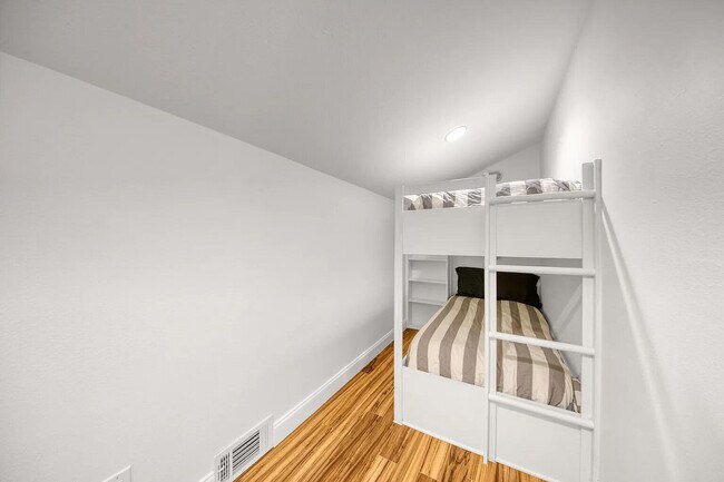 Building Photo - 4507 Furling Ln