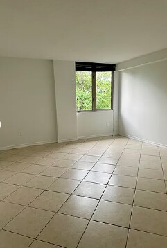 Building Photo - 2630 SW 28th St