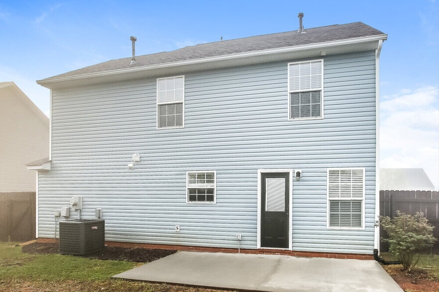Building Photo - 434 Glencroft Dr