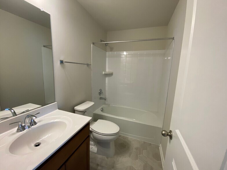 Building Photo - 3969 Shire Meadow Ln