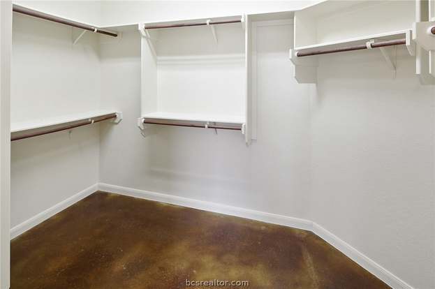 Building Photo - 4289 Hollow Stone Dr