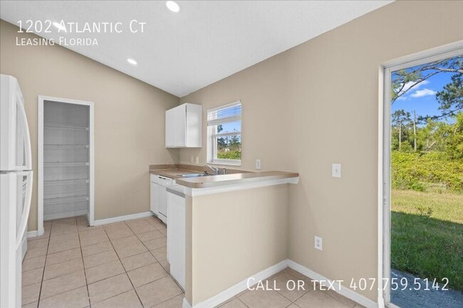 Building Photo - 1202 Atlantic Ct