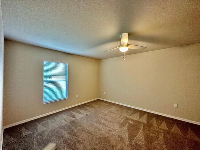 Building Photo - 4717 Mandolin Loop