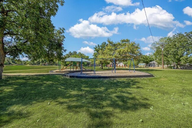 Building Photo - 10616 Mellow Meadow Dr