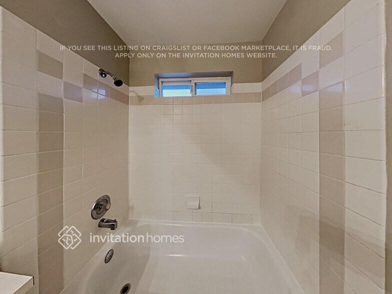 Building Photo - 5205 79th St W