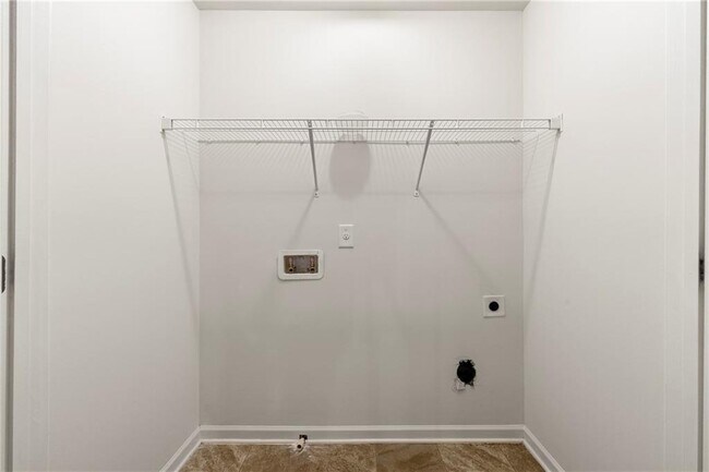 Building Photo - 2383 Hackamore Dr