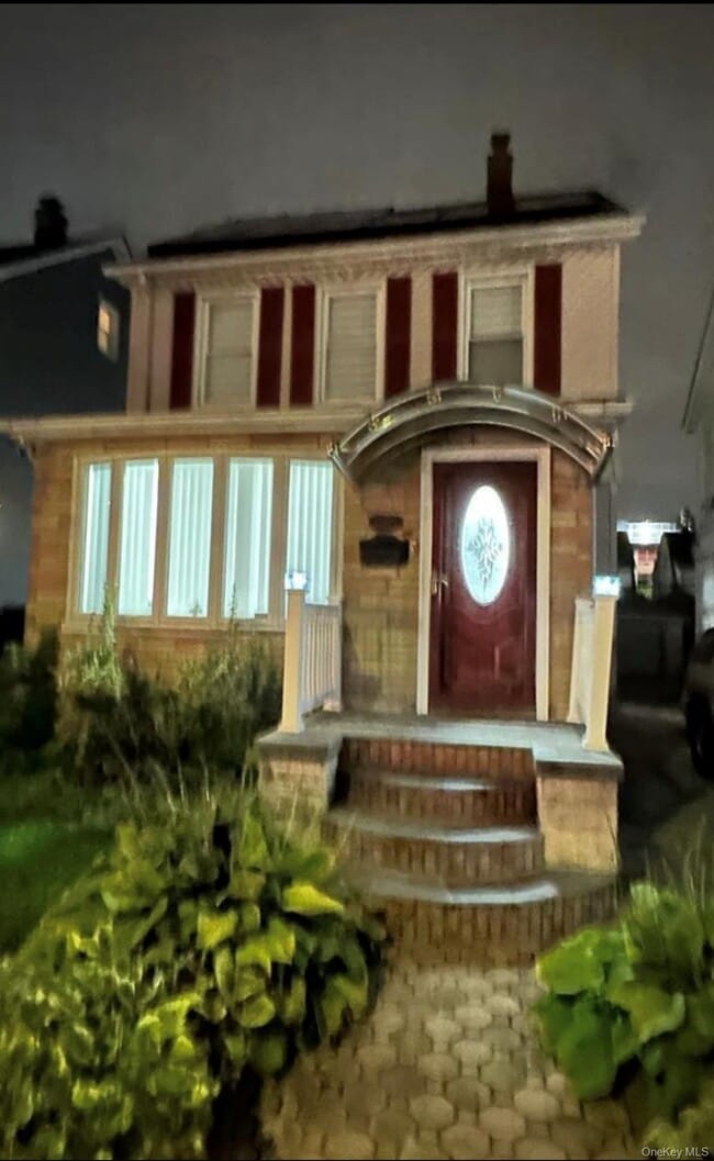 Building Photo - 109-73 203rd St