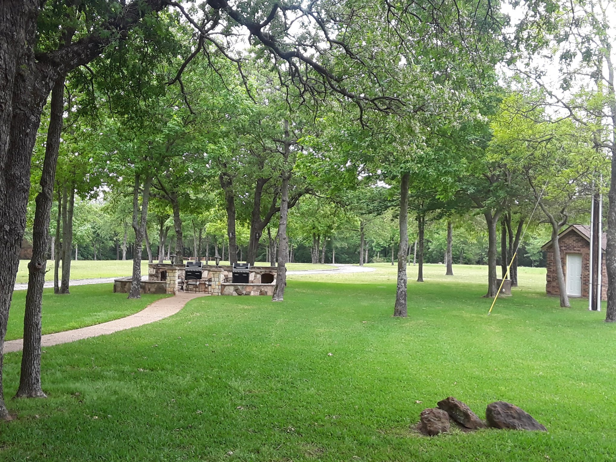 Building Photo - 1800 County Road 4817