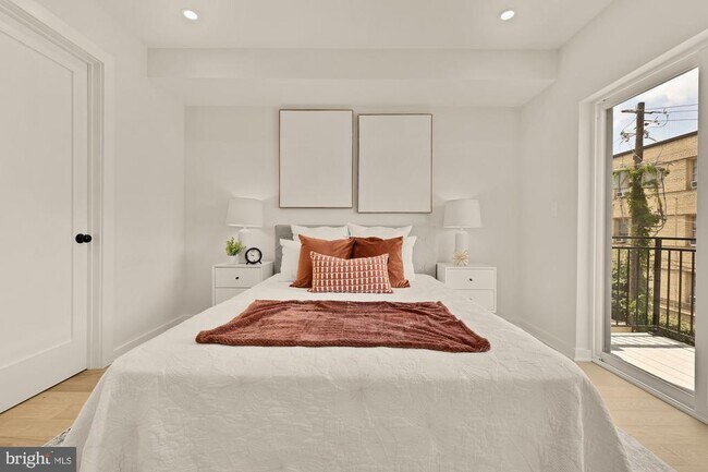 Building Photo - 2610 41st St NW