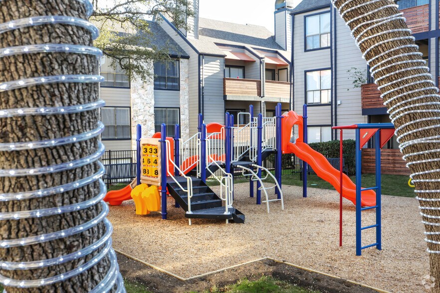 Building Photo - The Lila at Oakgate