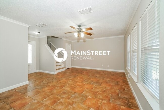 Building Photo - 3 Bedroom Pet-Friendly Home in Converse, TX with Main Street Renewal