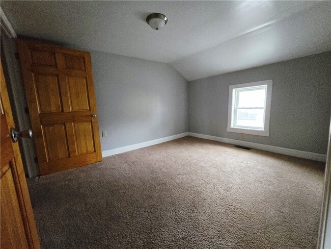 Building Photo - 37 N Virginia St