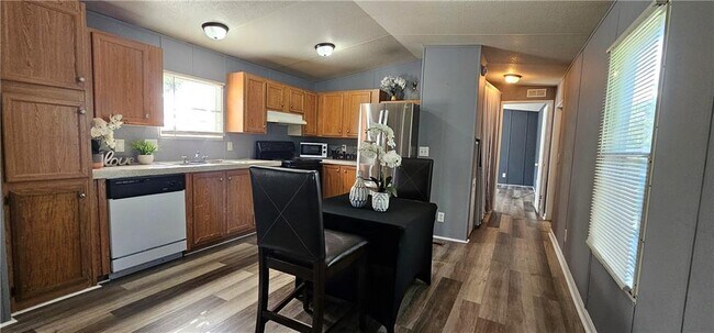 Building Photo - 4255 Smoke Creek Pkwy