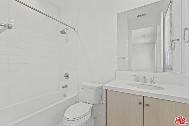 Building Photo - 20723 Deer Grass Ct
