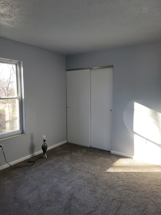 Building Photo - 205 Maranatha Ct