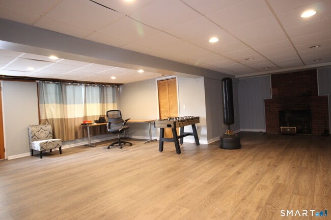 Building Photo - 76 Elliott Rd