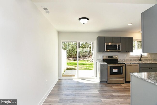 Building Photo - 16440 Combs Dr