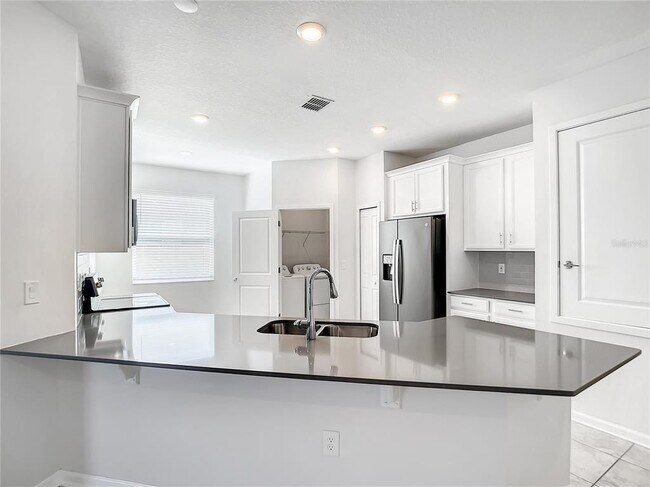 Building Photo - 1851 Dumbleton Pl