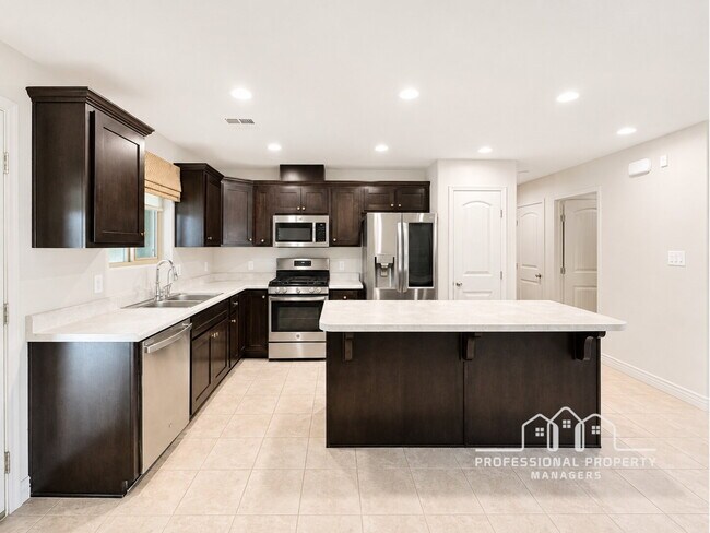 Building Photo - “Spacious 4-Bedroom, 2-Bathroom Home in Villa Chaparral”