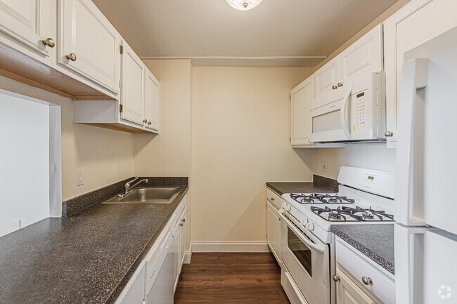Kent Farm Apartment Homes East Providence Ri Apartment Finder