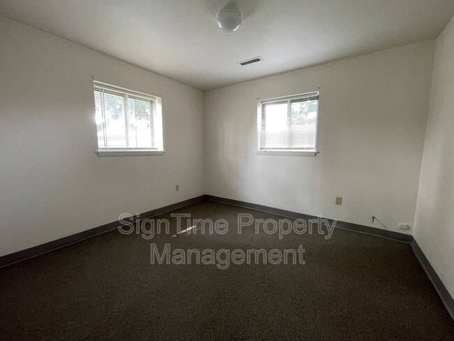 Building Photo - 310 Key Ave