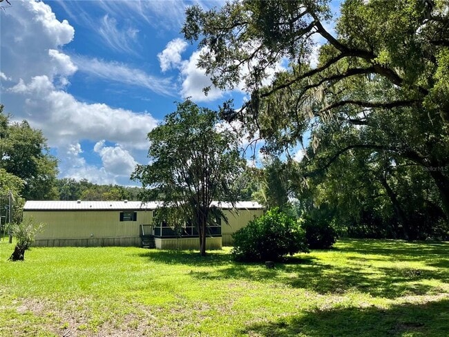 Building Photo - 8035 NE 33rd Ct