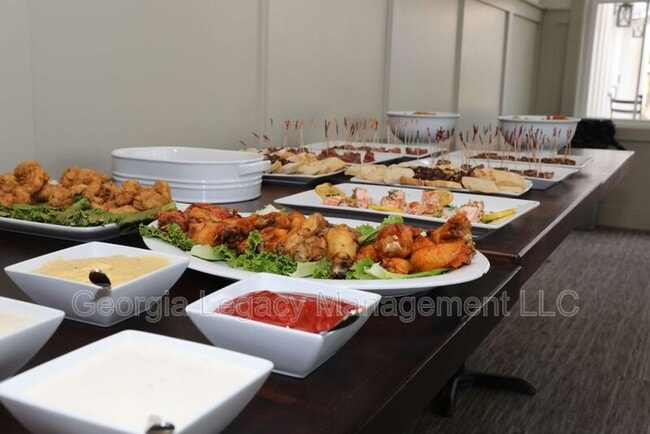 Building Photo - 123 Magnolia Pl